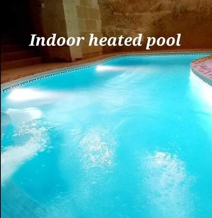 Ta Majsi Farmhouse With Indoor Heated Pool 圣劳伦斯 外观 照片