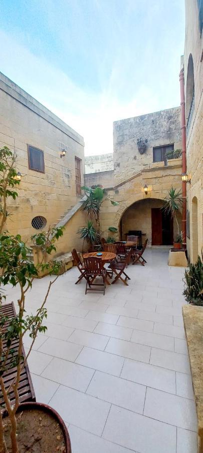 Ta Majsi Farmhouse With Indoor Heated Pool 圣劳伦斯 外观 照片