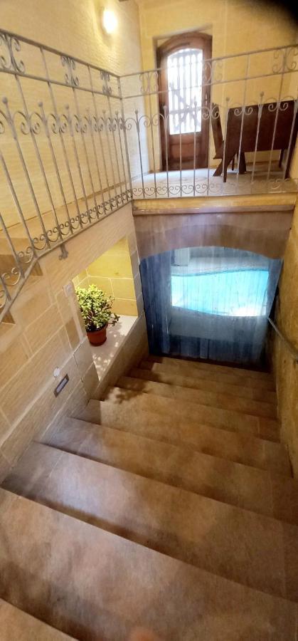Ta Majsi Farmhouse With Indoor Heated Pool 圣劳伦斯 外观 照片