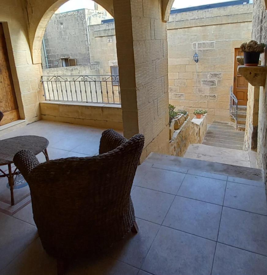 Ta Majsi Farmhouse With Indoor Heated Pool 圣劳伦斯 外观 照片