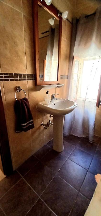 Ta Majsi Farmhouse With Indoor Heated Pool 圣劳伦斯 外观 照片